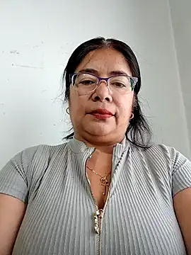 Snapshot of __valentina18 chatting on January 15, 2025, 1:09 pm   valentina18 online show from January 15, 2025, 1:09 pm