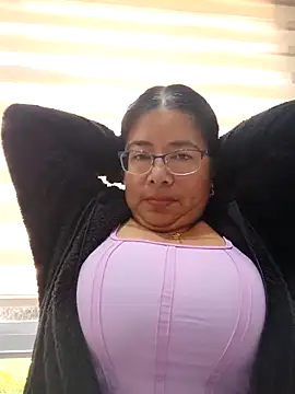 Snapshot of __valentina18 chatting on February 19, 2025, 1:39 pm   valentina18 online show from February 19, 2025, 1:39 pm