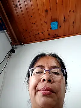 Snapshot of __valentina18 chatting on March 2, 2025, 8:18 pm   valentina18 online show from March 2, 2025, 8:18 pm