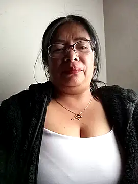 Snapshot of __valentina18 chatting on March 19, 2025, 8:32 pm   valentina18 online show from March 19, 2025, 8:32 pm