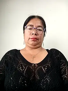 Snapshot of __valentina18 chatting on September 10, 2025, 1:11 pm   valentina18 online show from September 10, 2025, 1:11 pm