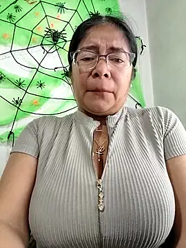 Snapshot of __valentina18 chatting on October 7, 2025, 1:08 pm   valentina18 online show from October 7, 2025, 1:08 pm