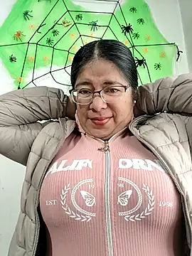 Snapshot of __valentina18 chatting on October 8, 2025, 1:09 pm   valentina18 online show from October 8, 2025, 1:09 pm