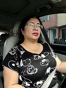 Snapshot of __valentina18 chatting on November 30, 2025, 3:49 pm valentina18 online show from November 30, 2025, 3:49 pm