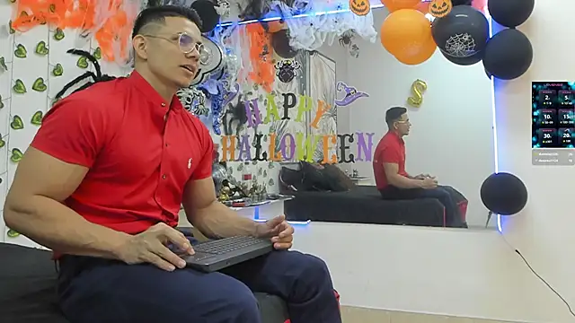 Snapshot of ChoreyTaiylor chatting on October 12, 2025, 4:28 pm ChoreyTaiylor online show from October 12, 2025, 4:28 pm