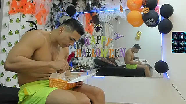 Snapshot of ChoreyTaiylor chatting on October 18, 2025, 3:13 pm ChoreyTaiylor online show from October 18, 2025, 3:13 pm