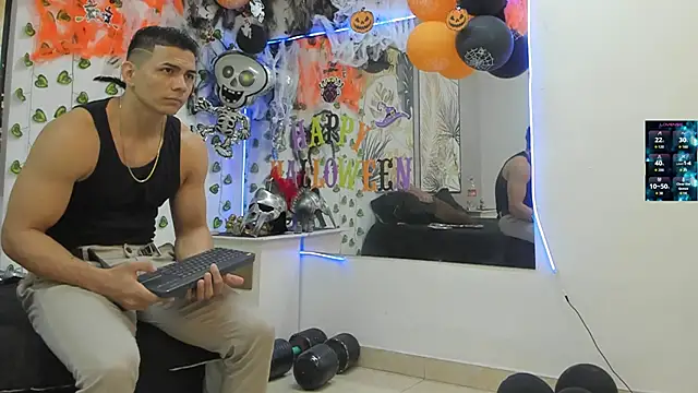 Snapshot of ChoreyTaiylor chatting on October 26, 2025, 1:06 pm ChoreyTaiylor online show from October 26, 2025, 1:06 pm