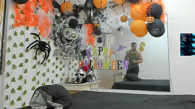 Snapshot of ChoreyTaiylor chatting on October 29, 2025, 2:52 pm ChoreyTaiylor online show from October 29, 2025, 2:52 pm