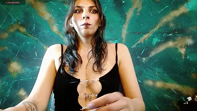 julieth sex1 online show from September 10, 2025, 7:03 pm