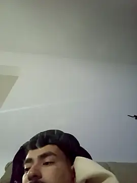 Snapshot of Santosgui14 chatting on November 14, 2025, 11:24 pm Santosgui14 online show from November 14, 2025, 11:24 pm