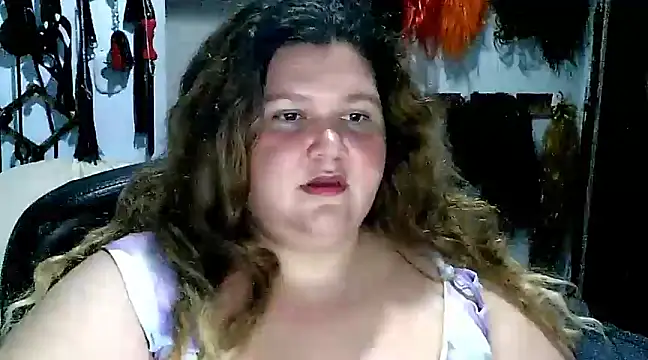 Snapshot of squirt322bbw chatting on January 29, 2025, 3:22 am squirt322bbw online show from January 29, 2025, 3:22 am