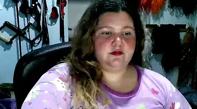 Snapshot of squirt322bbw chatting on February 2, 2025, 3:21 am squirt322bbw online show from February 2, 2025, 3:21 am