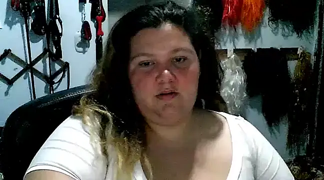 Snapshot of squirt322bbw chatting on February 17, 2025, 2:09 am squirt322bbw online show from February 17, 2025, 2:09 am