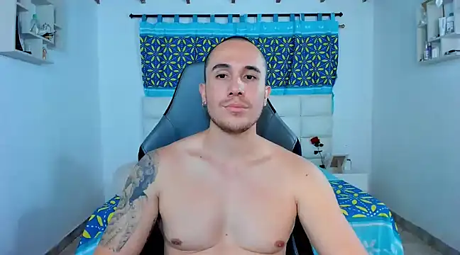 Snapshot of juan__jimenez chatting on February 13, 2025, 2:12 am juan jimenez online show from February 13, 2025, 2:12 am