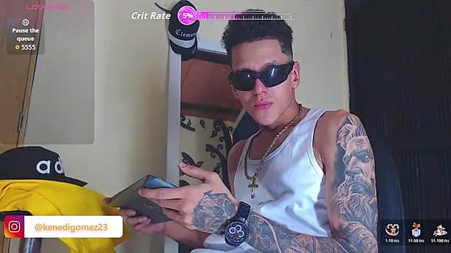 GaboReyes online show from November 30, 2025, 3:27 pm