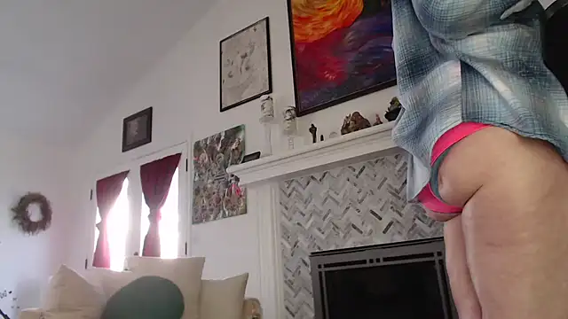 Snapshot of AuroraWillows chatting on February 22, 2025, 6:41 pm AuroraWillows online show from February 22, 2025, 6:41 pm