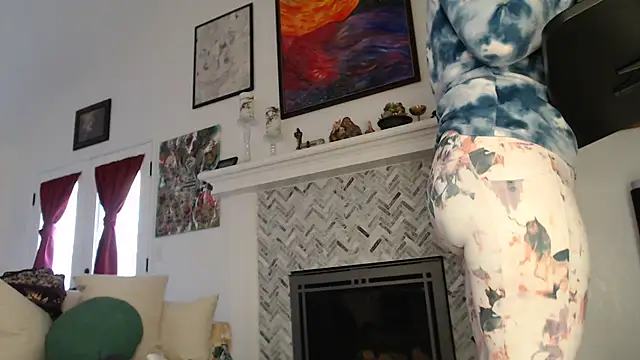 Snapshot of AuroraWillows chatting on February 27, 2025, 11:15 pm AuroraWillows online show from February 27, 2025, 11:15 pm