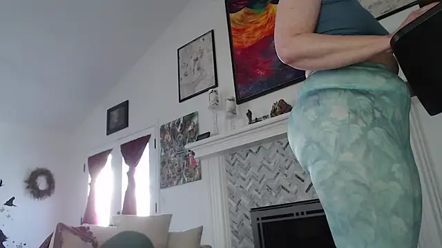 Snapshot of AuroraWillows chatting on March 10, 2025, 3:52 pm AuroraWillows online show from March 10, 2025, 3:52 pm