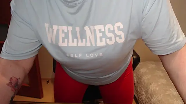 Snapshot of JoannaAndNeighbour chatting on February 20, 2025, 10:48 am JoannaAndNeighbour online show from February 20, 2025, 10:48 am