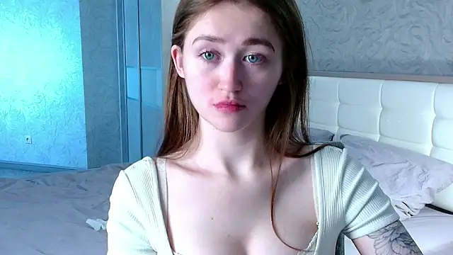 millllina online show from March 22, 2025, 2:14 pm