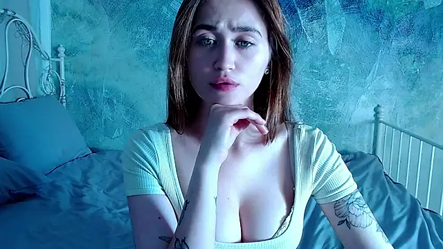 millllina online show from October 2, 2025, 2:35 pm