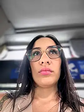   IRIS   online show from October 15, 2025, 2:28 pm