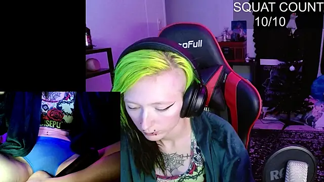 alicewonder09 online show from November 26, 2025, 5:08 am