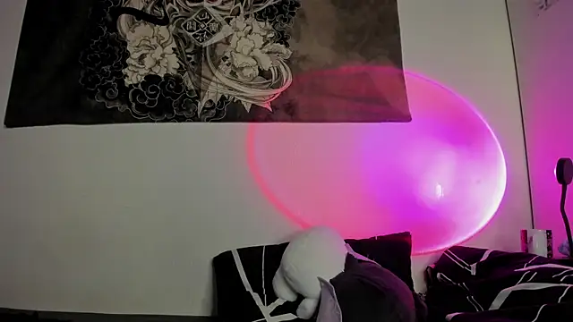 Snapshot of t0riayun0 chatting on January 19, 2025, 2:57 am t0riayun0 online show from January 19, 2025, 2:57 am