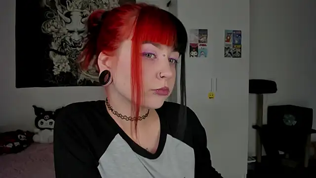 Snapshot of t0riayun0 chatting on February 22, 2025, 8:31 pm t0riayun0 online show from February 22, 2025, 8:31 pm