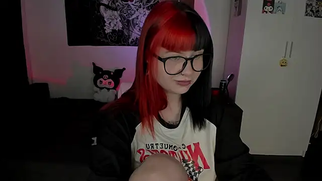 Snapshot of t0riayun0 chatting on March 20, 2025, 10:29 pm t0riayun0 online show from March 20, 2025, 10:29 pm