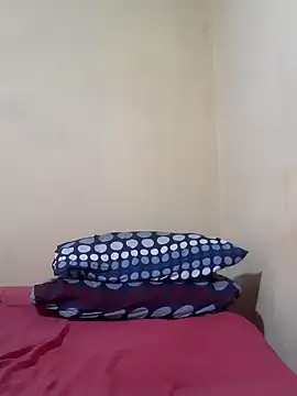 Sexy-queen99xx online show from February 18, 2025, 7:43 am