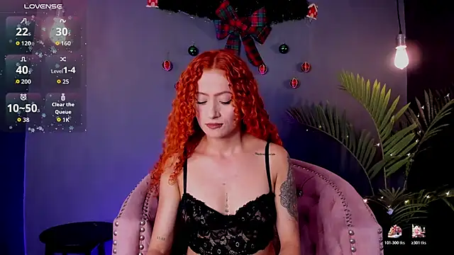 Snapshot of amy_e chatting on December 5, 2025, 7:21 pm amy e online show from December 5, 2025, 7:21 pm