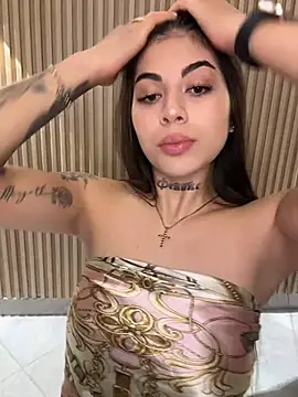 Sarasanders 4 online show from November 23, 2025, 5:29 am