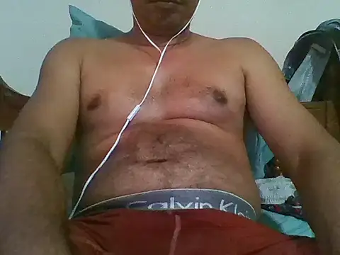 Snapshot of bbccol1 chatting on September 10, 2025, 5:02 pm bbccol1 online show from September 10, 2025, 5:02 pm