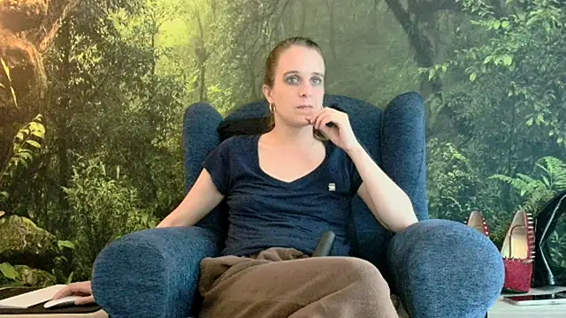 LadyChantale online show from March 20, 2025, 5:58 pm