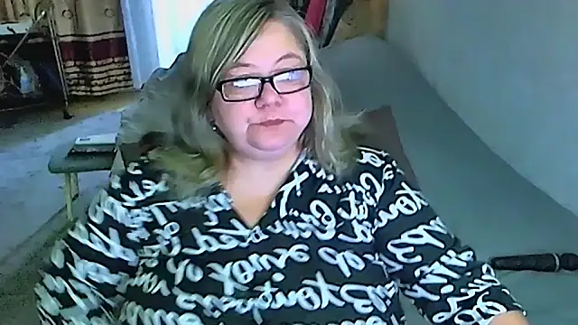 Snapshot of sex2 chatting on September 20, 2025, 9:21 am sex2 online show from September 20, 2025, 9:21 am