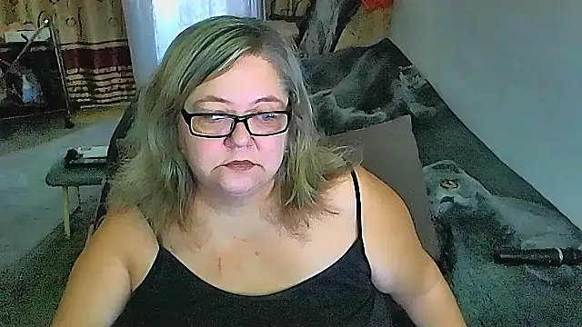 Snapshot of sex2 chatting on September 28, 2025, 12:05 am sex2 online show from September 28, 2025, 12:05 am