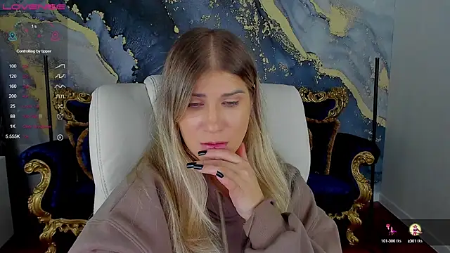 CassandraGood online show from December 10, 2024, 2:59 am