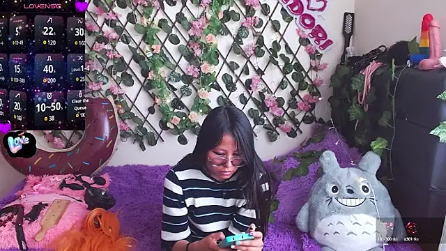 Snapshot of MidoriQuiinn chatting on January 27, 2025, 5:04 pm MidoriQuiinn online show from January 27, 2025, 5:04 pm