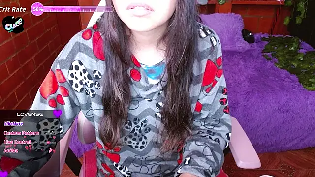 Snapshot of MidoriQuiinn chatting on September 13, 2025, 2:39 pm MidoriQuiinn online show from September 13, 2025, 2:39 pm