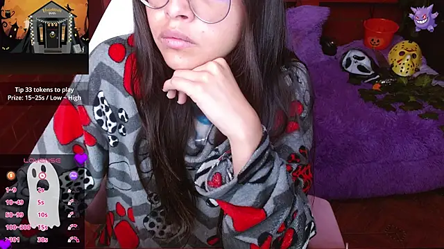 Snapshot of MidoriQuiinn chatting on October 4, 2025, 2:15 pm MidoriQuiinn online show from October 4, 2025, 2:15 pm