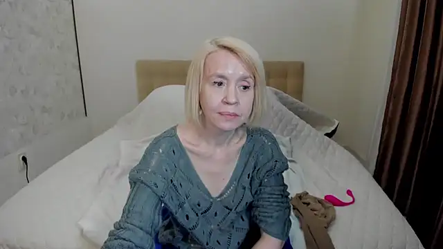 Snapshot of aminalive chatting on February 21, 2025, 2:38 pm aminalive online show from February 21, 2025, 2:38 pm