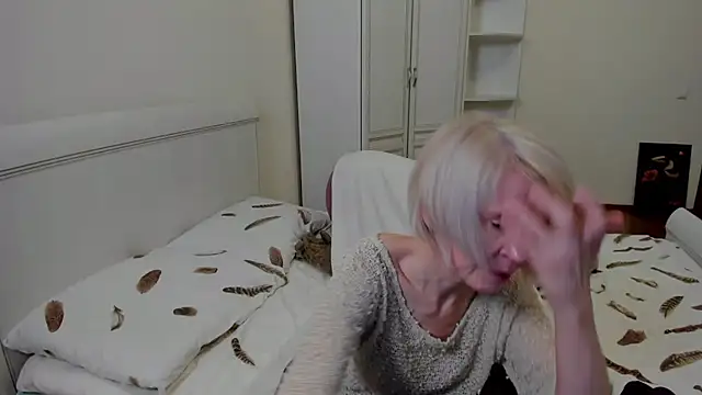 Snapshot of aminalive chatting on October 30, 2025, 7:03 pm aminalive online show from October 30, 2025, 7:03 pm