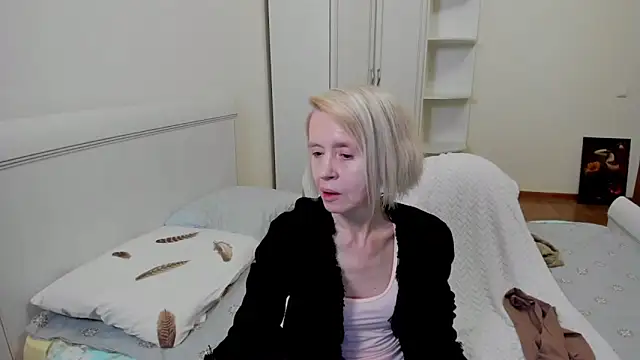 Snapshot of aminalive chatting on November 30, 2025, 6:12 pm aminalive online show from November 30, 2025, 6:12 pm