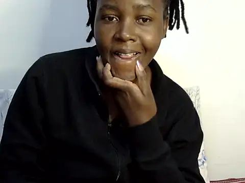 Snapshot of Sweet_ebony20 chatting on September 25, 2025, 1:04 pm Sweet ebony20 online show from September 25, 2025, 1:04 pm