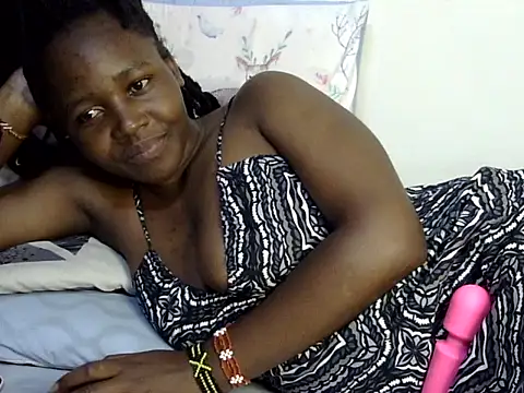 Snapshot of Sweet_ebony20 chatting on December 2, 2025, 9:10 pm Sweet ebony20 online show from December 2, 2025, 9:10 pm