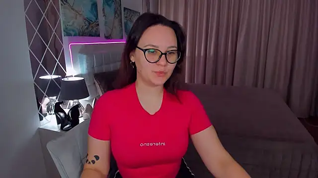 EsterLogan online show from January 24, 2025, 6:03 am