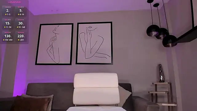 Snapshot of NiaHolland chatting on March 3, 2025, 1:21 am NiaHolland online show from March 3, 2025, 1:21 am