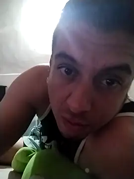 Snapshot of starplss chatting on November 5, 2025, 2:44 am starplss online show from November 5, 2025, 2:44 am