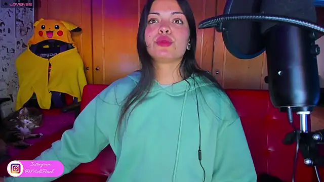 Meli Pixel online show from February 17, 2025, 8:26 pm